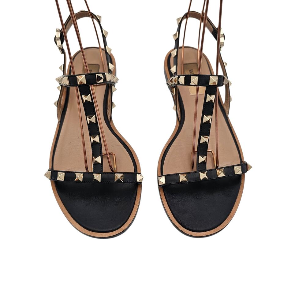 Valentino Garavani Rockstud Flat Sandal Strappy Black Leather Size 37.5 US 7.5 - Picture 3 of 12